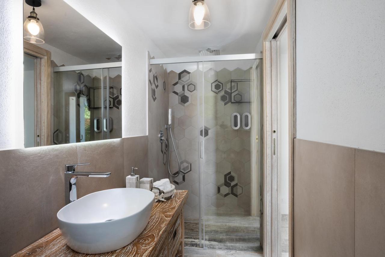 Il Mirto Bed & Breakfast Baja Sardinia Exterior photo